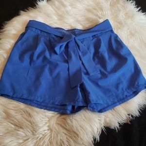 Plain Mid-rise Shorts